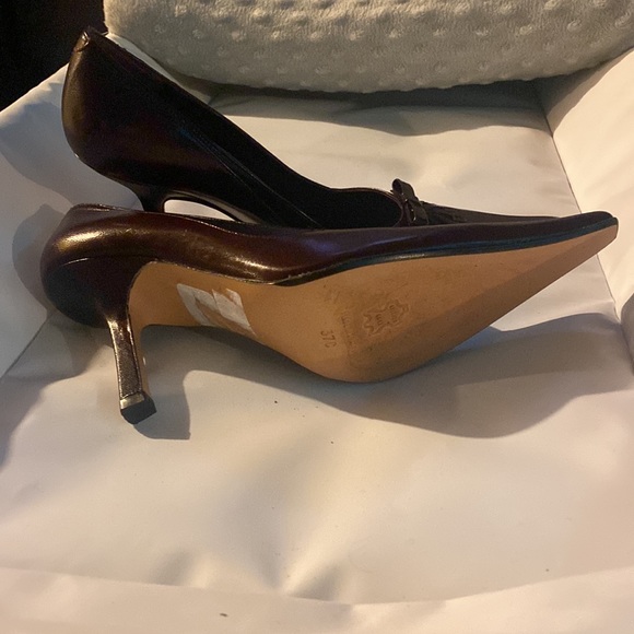 Pegabo genuine leather pumps - Picture 3 of 3